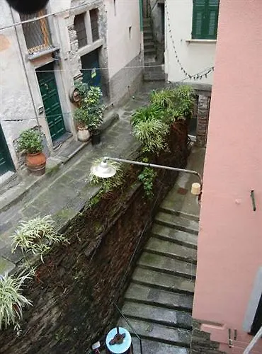 Rina Pensión Vernazza